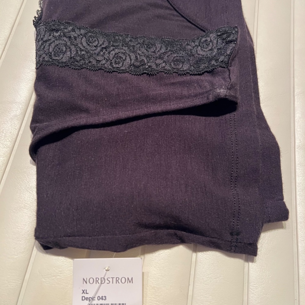 Clothes - Picture 2 of 3